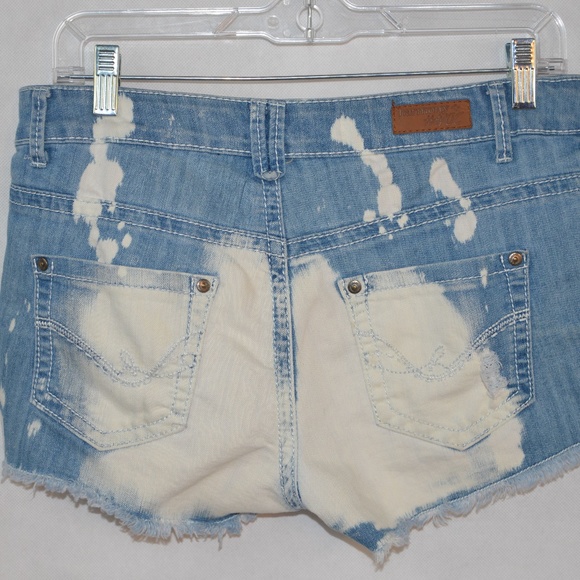 Harmony Havoc Shorts Bleached and Distressed - Picture 3 of 4